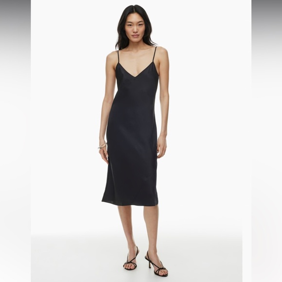 Aritzia ‘Wilfred’ Satin midi slip dress - Picture 5 of 5